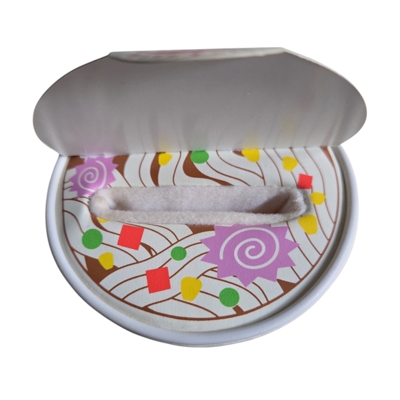 Nissin Cup Udon Phone Holder - Picture 2 of 8